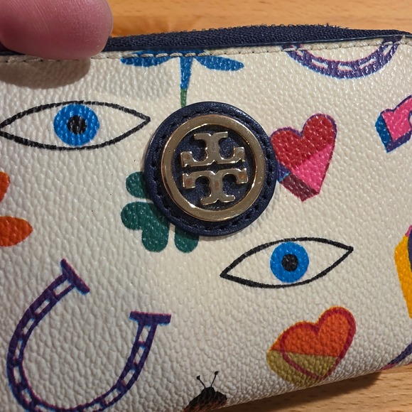 Tory Burch Lucky Charms Card Pouch Wallet White Multi Color - Picture 9 of 9